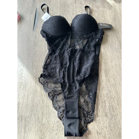 Frederick's of Hollywood Extreme Push-Up Black Lace Teddy - S - Picture 1 of 5